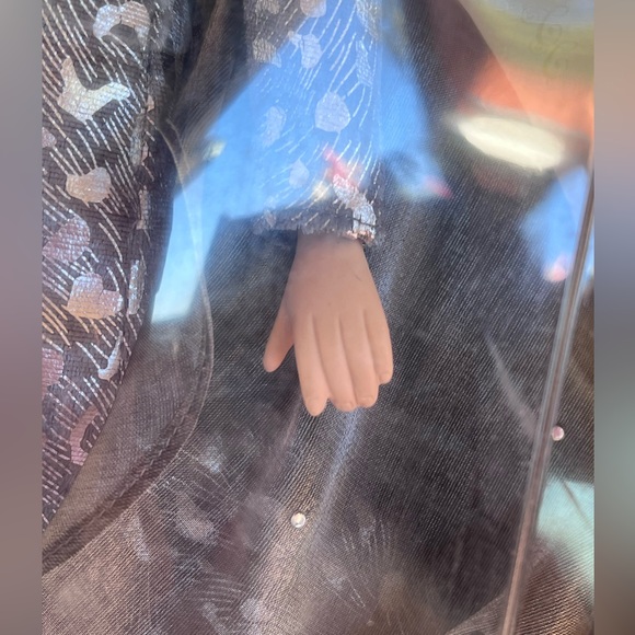 Collectible Genuine Fine Bisque Porcelain with Certificate of Authenticity - Picture 7 of 15